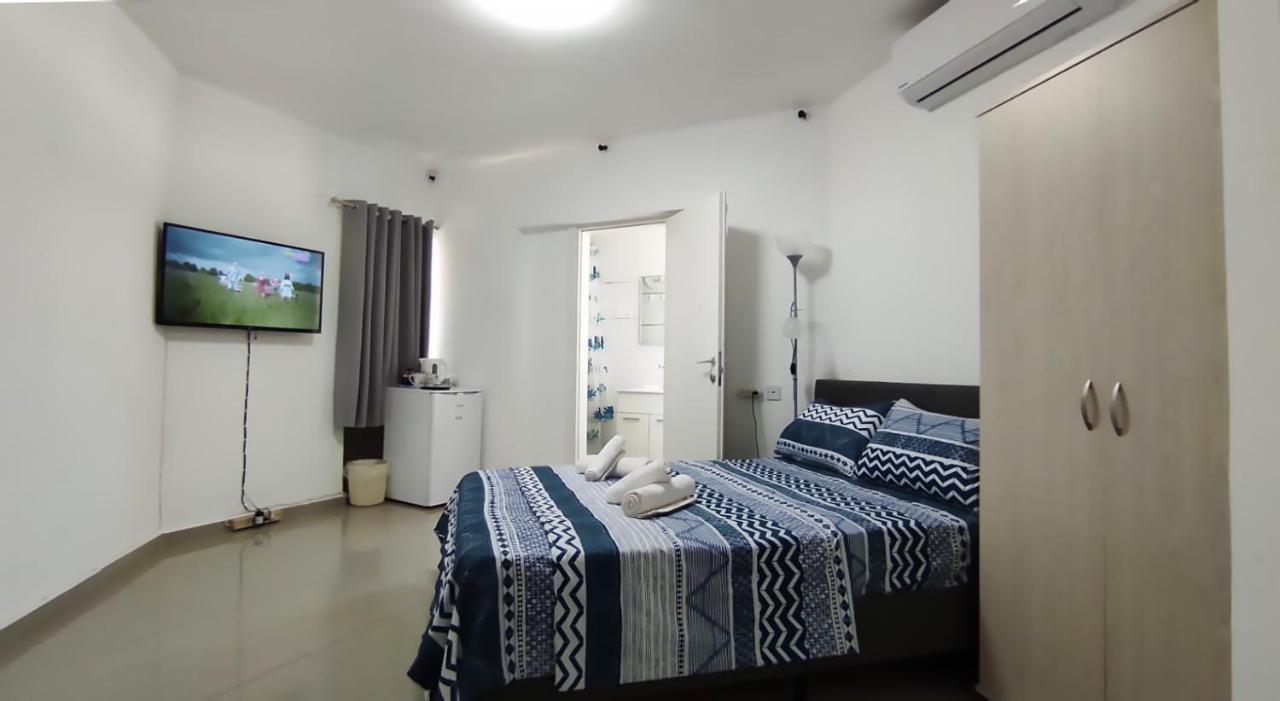 Guest House "Villa Klara Eilat" Heated Pool And Sauna All Year Round Εξωτερικό φωτογραφία